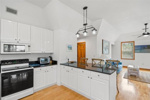 Casa en venta en Spring Hill, Florida, 2 dormitorios, 142.7 m2 № 2223575 - foto 21