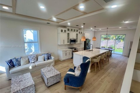 Villa ou maison à vendre à Stuart, Floride: 3 chambres, 160.54 m2 № 2002399 - photo 2