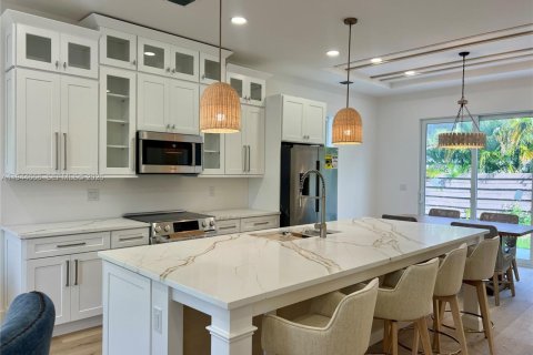 Villa ou maison à vendre à Stuart, Floride: 3 chambres, 160.54 m2 № 2002399 - photo 6