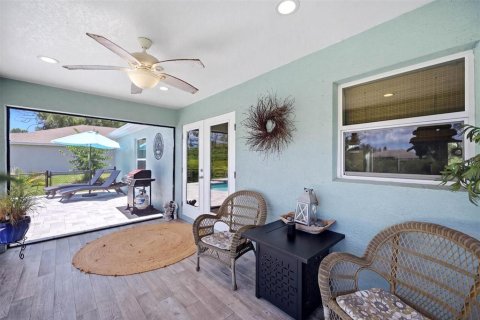 House in Port Charlotte, Florida 3 bedrooms, 152.36 sq.m. № 2208709 - photo 27
