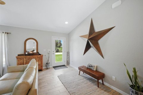 House in Port Charlotte, Florida 3 bedrooms, 152.36 sq.m. № 2208709 - photo 8