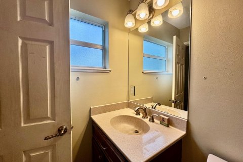 Villa ou maison à vendre à Okeechobee, Floride: 4 chambres, 176.98 m2 № 2248490 - photo 16