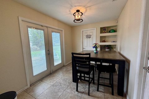 Villa ou maison à vendre à Okeechobee, Floride: 4 chambres, 176.98 m2 № 2248490 - photo 8