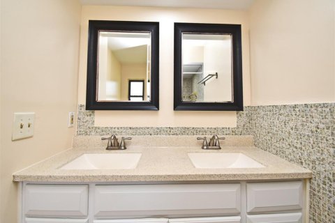 Casa en alquiler en Winter Park, Florida, 4 dormitorios, 174.1 m2 № 1906084 - foto 29