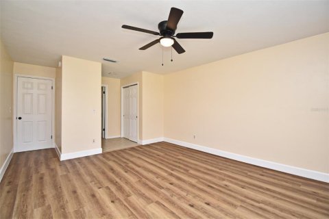Casa en alquiler en Winter Park, Florida, 4 dormitorios, 174.1 m2 № 1906084 - foto 27