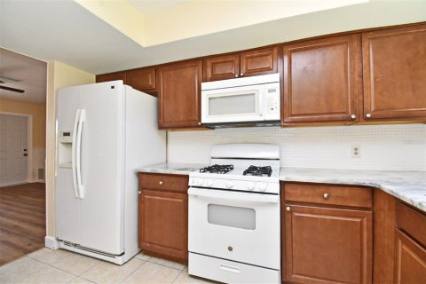 Casa en alquiler en Winter Park, Florida, 4 dormitorios, 174.1 m2 № 1906084 - foto 18