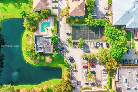Copropriété à vendre à Davie, Floride: 2 chambres, 111.48 m2 № 1987807 - photo 23