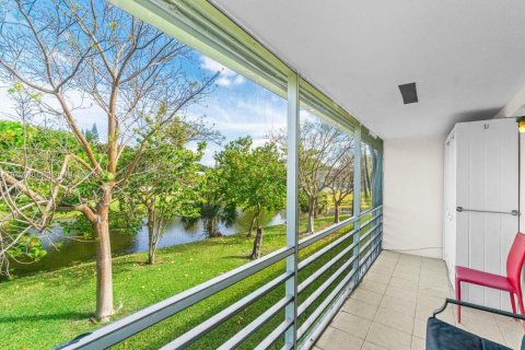 Condo in Deerfield Beach, Florida, 1 bedroom  № 1953719 - photo 19