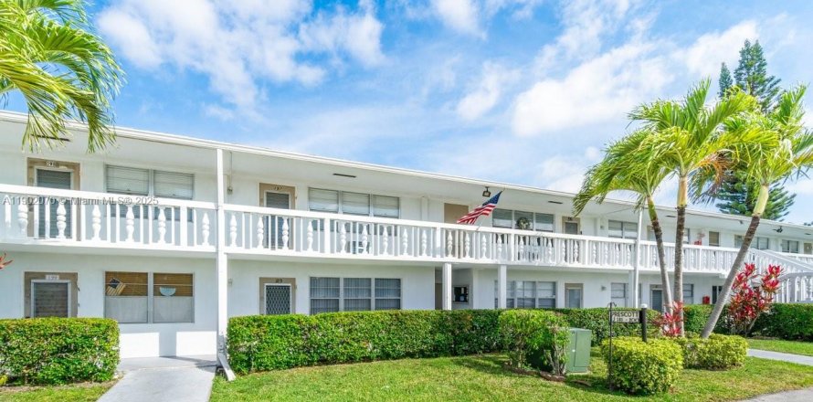 Condo in Deerfield Beach, Florida, 1 bedroom  № 1953719