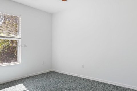 House in Port Charlotte, Florida 3 bedrooms, 174.1 sq.m. № 2031732 - photo 22