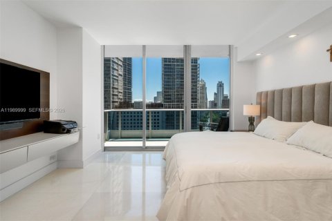 Condo in Miami, Florida, 3 bedrooms  № 2052041 - photo 19