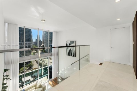 Condo in Miami, Florida, 3 bedrooms  № 2052041 - photo 5