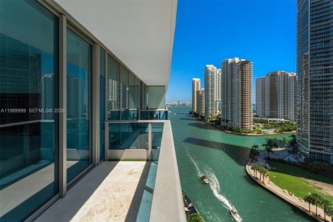Condo in Miami, Florida, 3 bedrooms  № 2052041 - photo 25