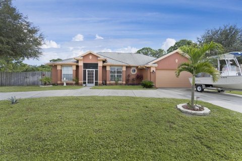 Villa ou maison à Saint Lucie, Floride 3 chambres, 182 m2 № 2408356