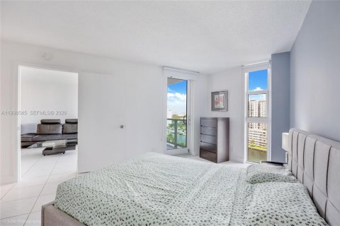 Купить кондоминиум в Санни-Айлс-Бич, Флорида 2 спальни, 126.07м2, № 1996143 - фото 12