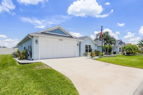 House in The Villages, Florida 3 bedrooms, 142.23 sq.m. № 1811092 - photo 4