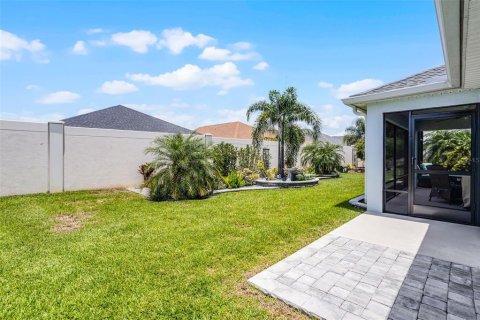 House in The Villages, Florida 3 bedrooms, 142.23 sq.m. № 1811092 - photo 27