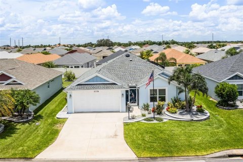 House in The Villages, Florida 3 bedrooms, 142.23 sq.m. № 1811092 - photo 5