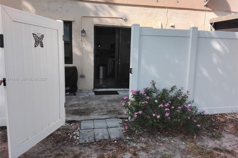 Adosado en venta en Pompano Beach, Florida, 3 dormitorios, 132.66 m2 № 2032640 - foto 29