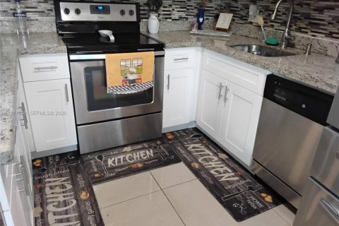 Adosado en venta en Pompano Beach, Florida, 3 dormitorios, 132.66 m2 № 2032640 - foto 20