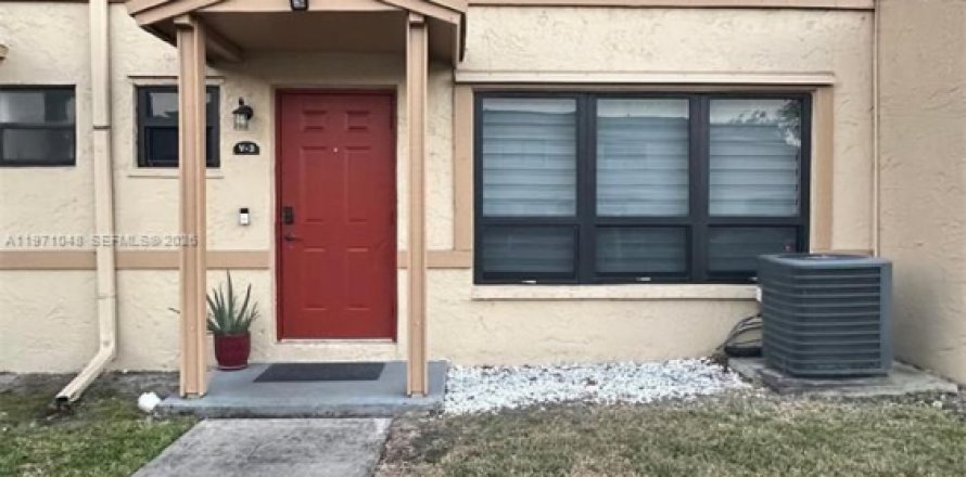 Adosado en Pompano Beach, Florida 3 dormitorios, 132.66 m2 № 2032640