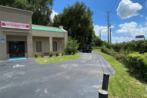Propiedad comercial en alquiler en Summerfield, Florida, 167.22 m2 № 1905166 - foto 2