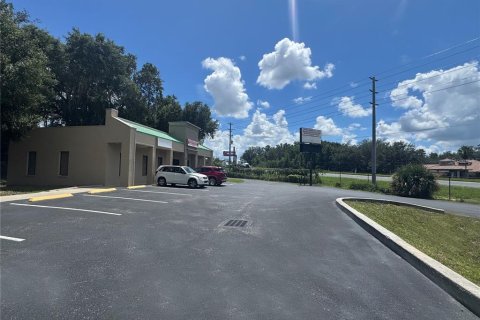 Propiedad comercial en alquiler en Summerfield, Florida, 167.22 m2 № 1905166 - foto 3