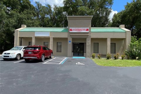 Propiedad comercial en alquiler en Summerfield, Florida, 167.22 m2 № 1905166 - foto 1