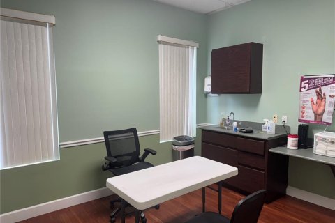 Propiedad comercial en alquiler en Summerfield, Florida, 167.22 m2 № 1905166 - foto 14