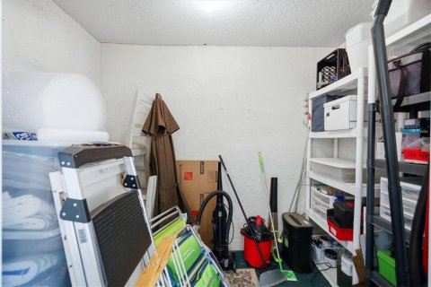 Condo in Bradenton, Florida, 2 bedrooms  № 2423655 - photo 28