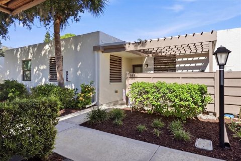 Condo in Bradenton, Florida, 2 bedrooms  № 2423655 - photo 2