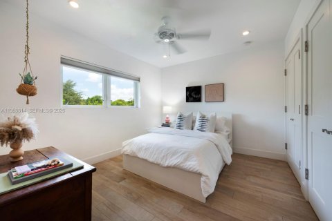 Villa ou maison à vendre à Palmetto Bay, Floride: 5 chambres, 334.91 m2 № 2009607 - photo 25