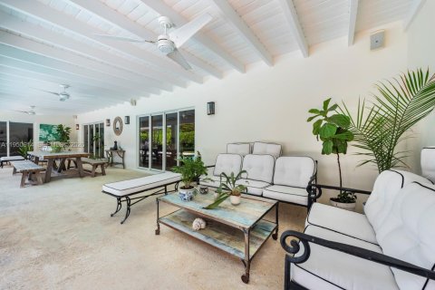 Villa ou maison à vendre à Palmetto Bay, Floride: 5 chambres, 334.91 m2 № 2009607 - photo 29