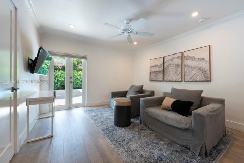 Villa ou maison à vendre à Palmetto Bay, Floride: 5 chambres, 334.91 m2 № 2009607 - photo 21