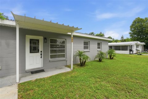 House in Arcadia, Florida 3 bedrooms, 108.23 sq.m. № 2285043 - photo 3