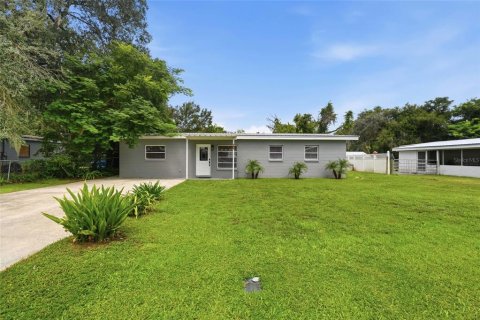 House in Arcadia, Florida 3 bedrooms, 108.23 sq.m. № 2285043 - photo 2
