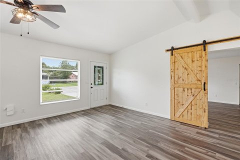 House in Arcadia, Florida 3 bedrooms, 108.23 sq.m. № 2285043 - photo 6