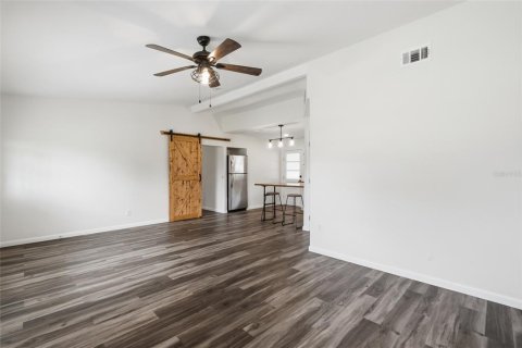House in Arcadia, Florida 3 bedrooms, 108.23 sq.m. № 2285043 - photo 5