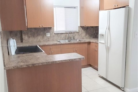 Copropriété à louer à Davie, Floride: 2 chambres, 89.46 m2 № 1998282 - photo 7