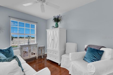 Condo in North Port, Florida, 2 bedrooms  № 2379154 - photo 13