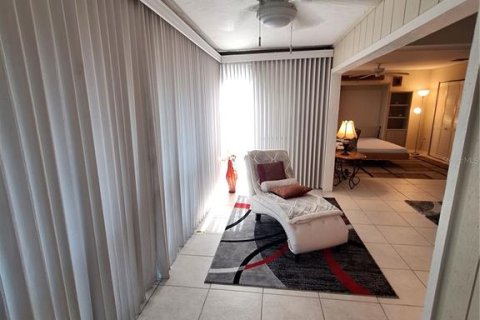 Copropriété à louer à Sarasota, Floride: 2 chambres, 100.06 m2 № 1796665 - photo 10