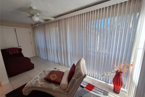 Copropriété à louer à Sarasota, Floride: 2 chambres, 100.06 m2 № 1796665 - photo 8
