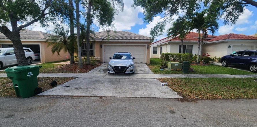 Casa en Miramar, Florida 3 dormitorios, 124.86 m2 № 2084017