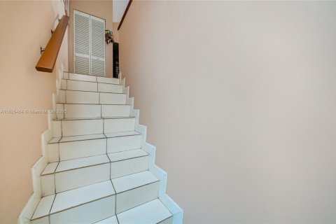 Condominio en venta en Miami, Florida, 3 dormitorios, 118.45 m2 № 1794858 - foto 11