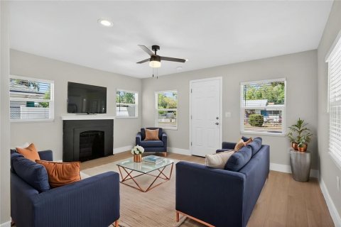 Villa ou maison à vendre à Saint Petersburg, Floride: 3 chambres, 124.86 m2 № 2156475 - photo 5