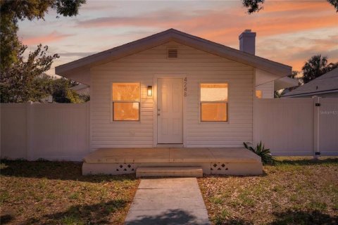 Villa ou maison à vendre à Saint Petersburg, Floride: 3 chambres, 124.86 m2 № 2156475 - photo 2