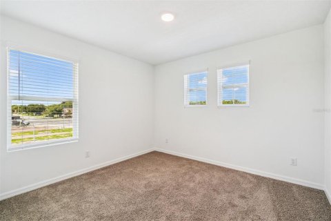 House in Hudson, Florida 4 bedrooms, 209.31 sq.m. № 1621881 - photo 6