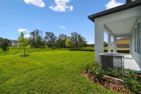 House in Hudson, Florida 4 bedrooms, 209.31 sq.m. № 1621881 - photo 11