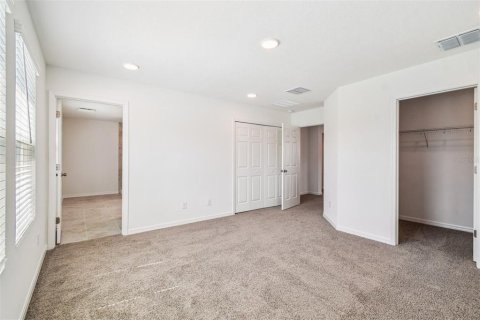 House in Hudson, Florida 4 bedrooms, 209.31 sq.m. № 1621881 - photo 21