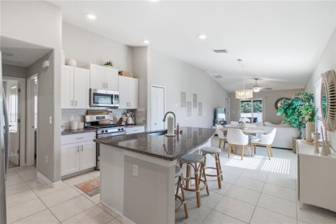 Villa ou maison à louer à Riverview, Floride: 3 chambres, 134.8 m2 № 2425370 - photo 6